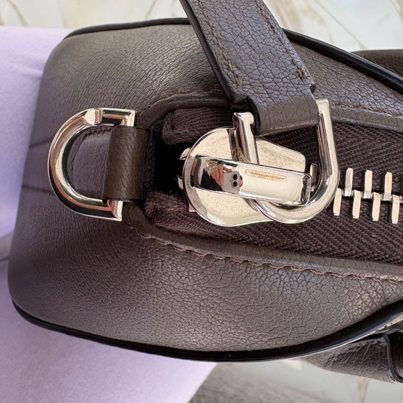 Givenchy Mini Antigone Gray leather bag - Picture 4 of 11